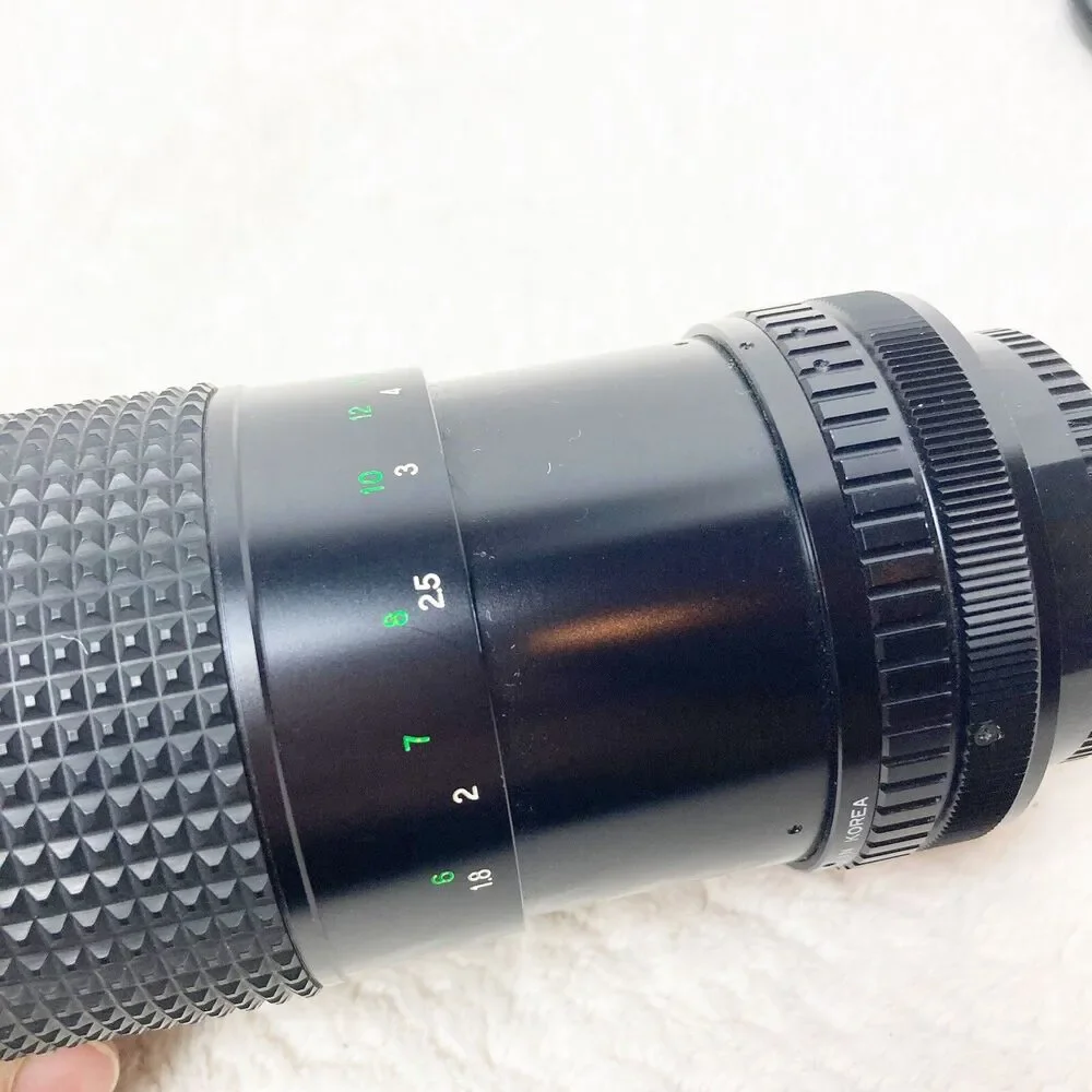 CPC Auto Zoom 80-200mm CCT 1:4.0 MC 91824 Camera Lens w/ 2 Caps Korea Ex. Cond.